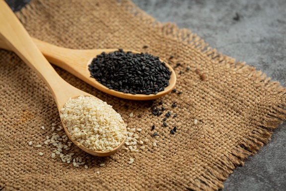 Clean Sesame Seeds